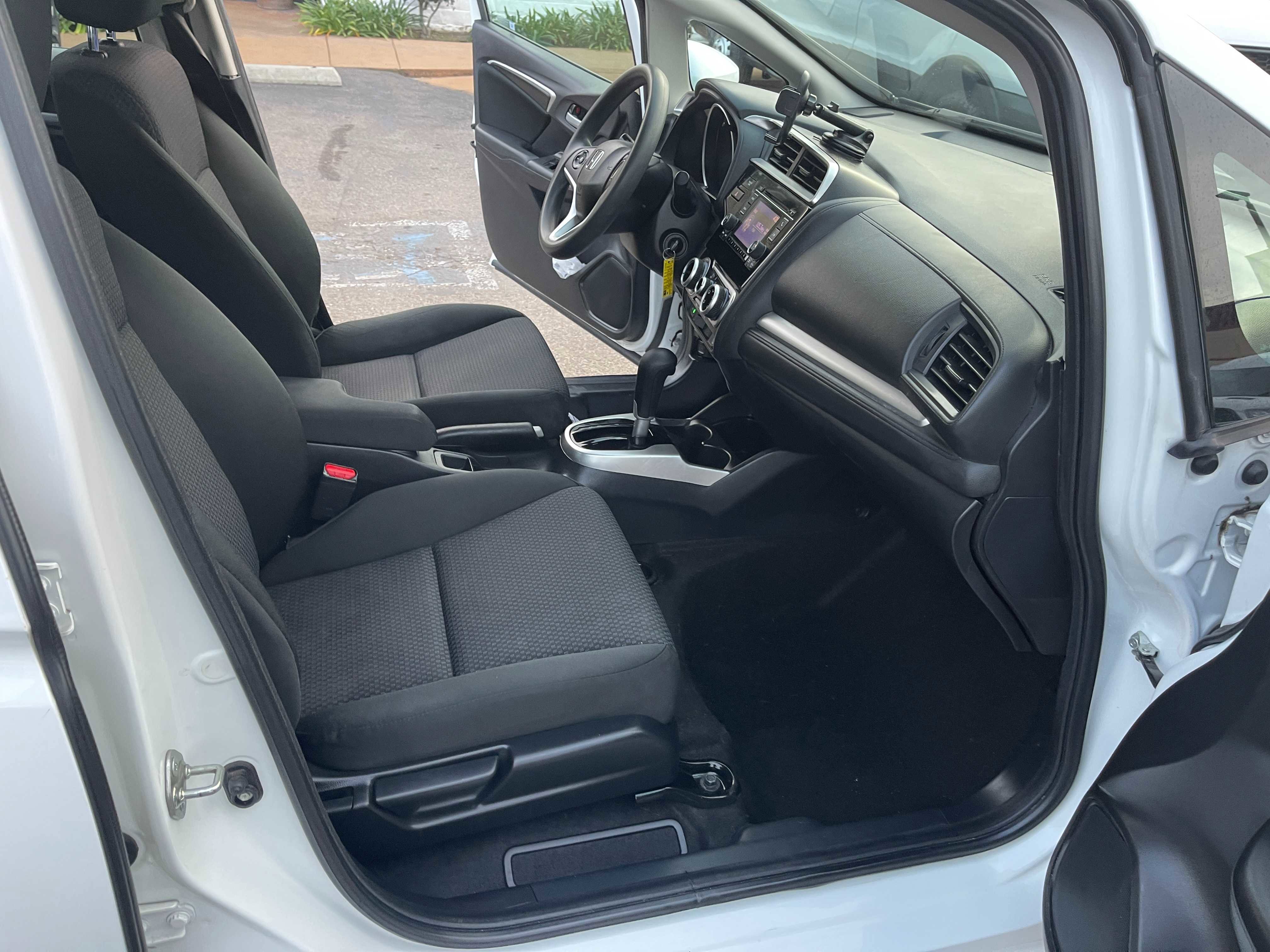 Used 2018 Honda Fit LX image 14