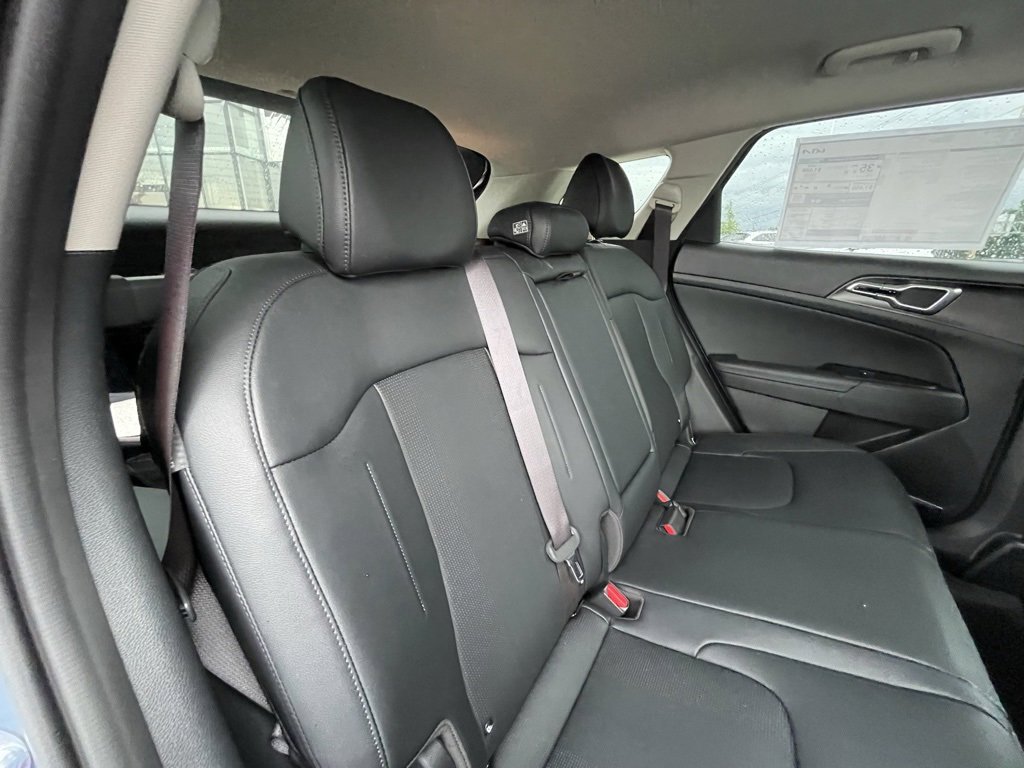 New 2026 Kia Sportage EX image 28