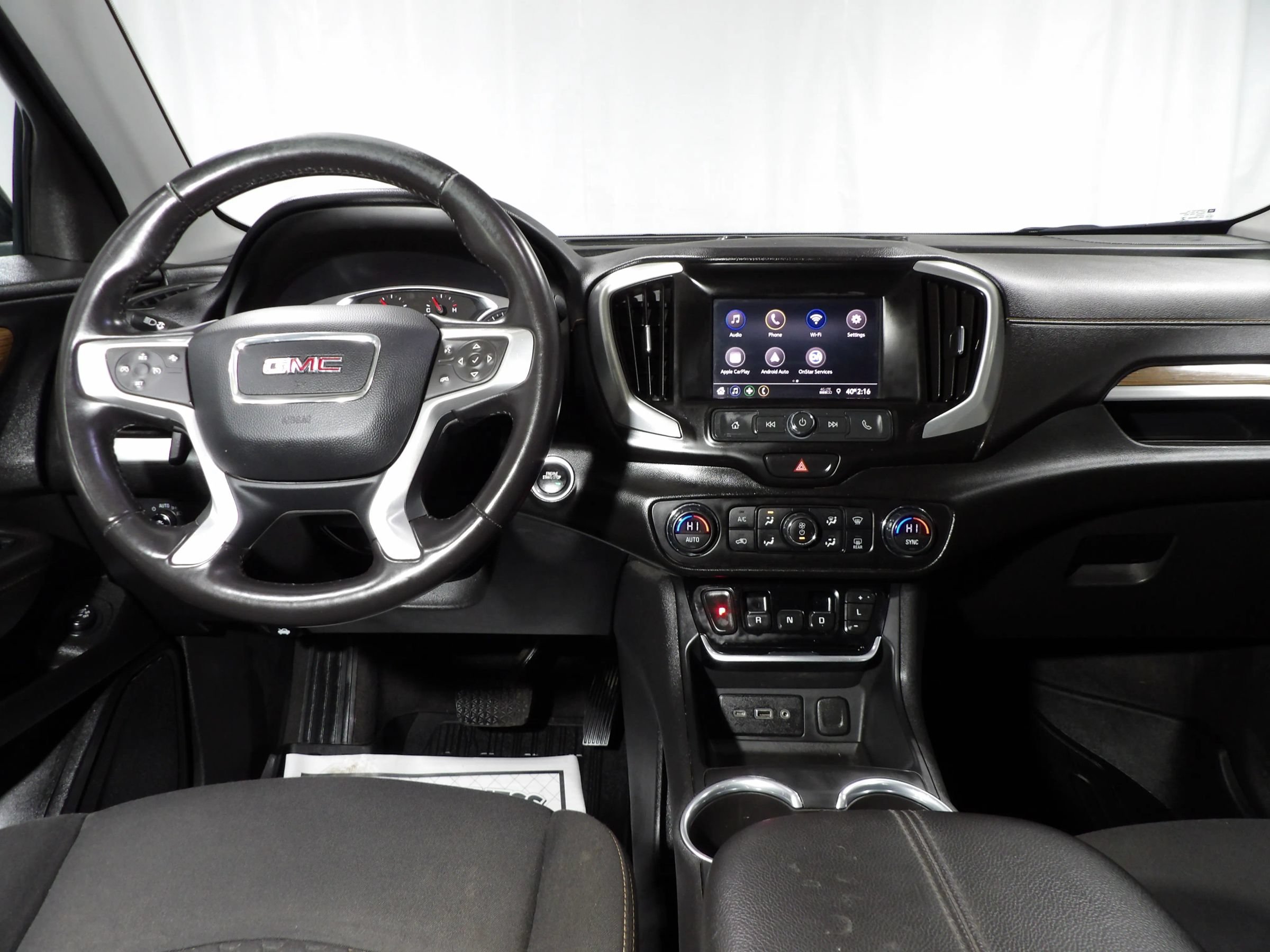 Used 2021 GMC Terrain SLE w/ Driver Convenience Package FWD image 14