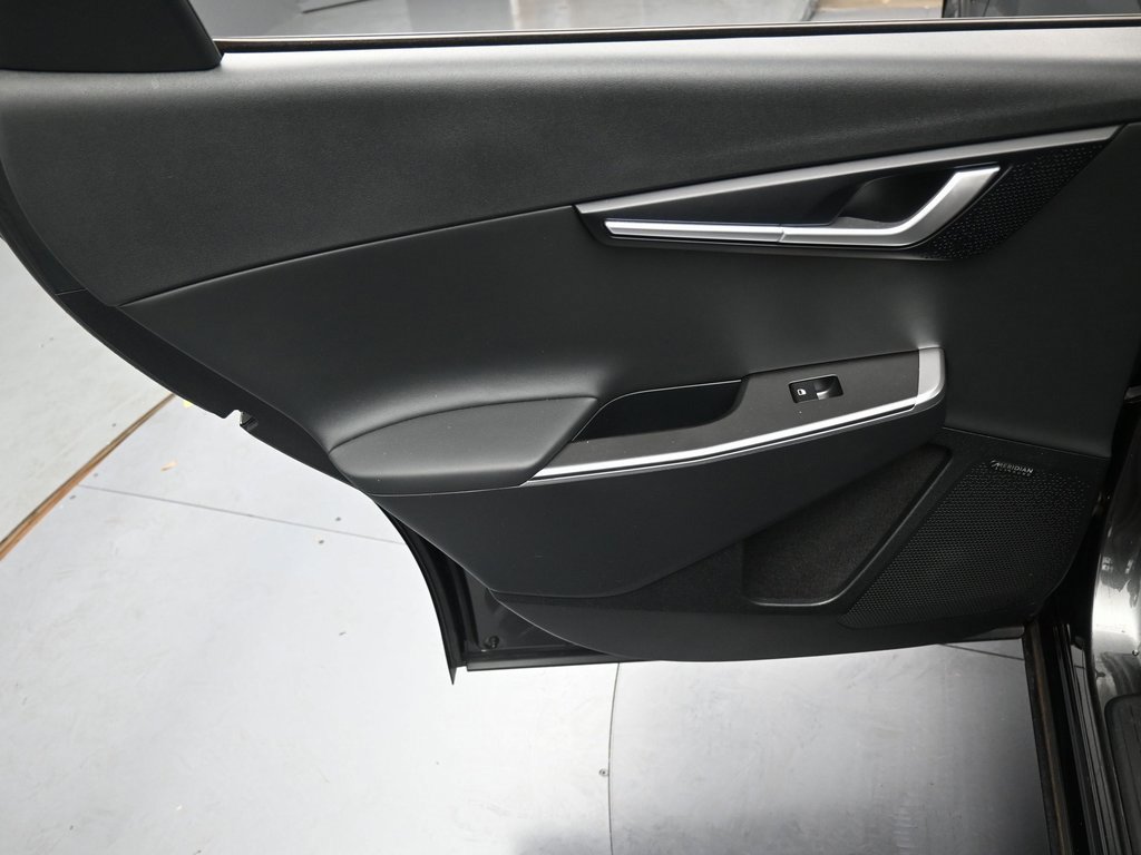 Used 2023 Kia EV6 Wind image 34