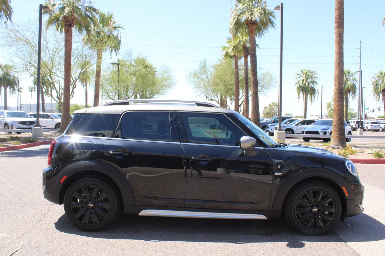 Used 2023 MINI Cooper Countryman S FWD image 9