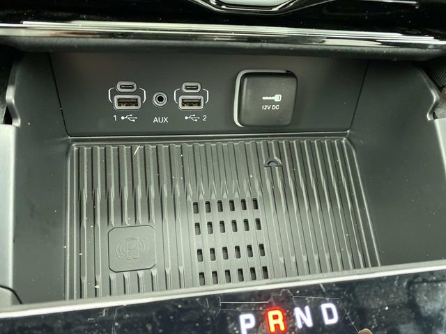 New 2026 Jeep Grand Cherokee Altitude image 13