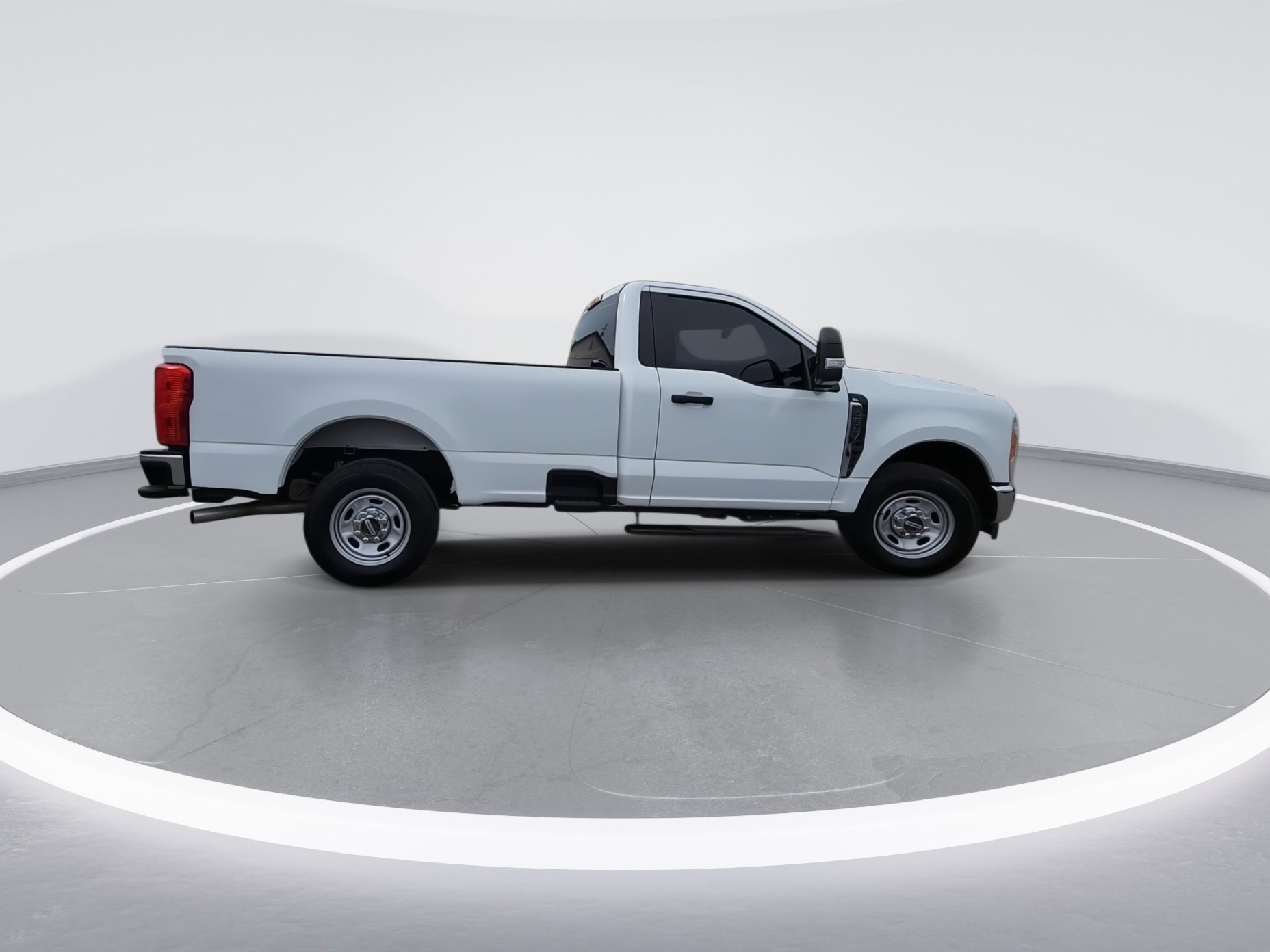 Used 2023 Ford F250 XL w/ XL Driver Assist Package image 4