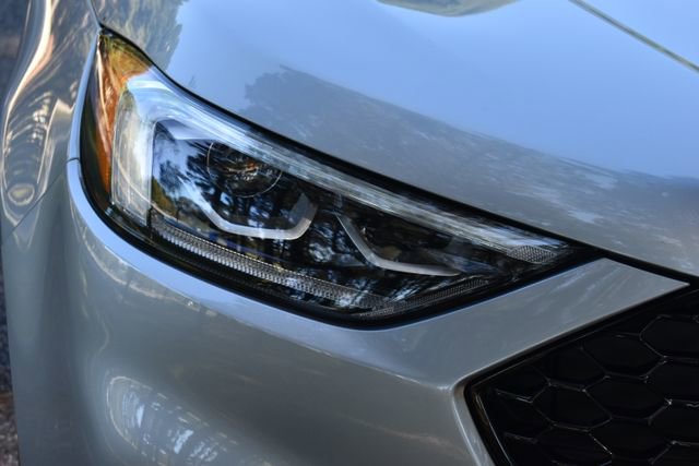 Used 2022 Ford Edge ST w/ Equipment Group 401A image 9