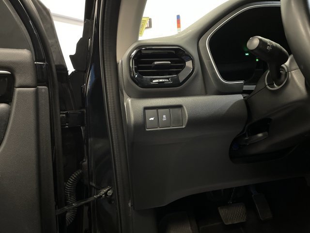 Certified 2023 Honda Pilot Touring image 12