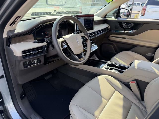 Used 2024 Lincoln Corsair Grand Touring image 12