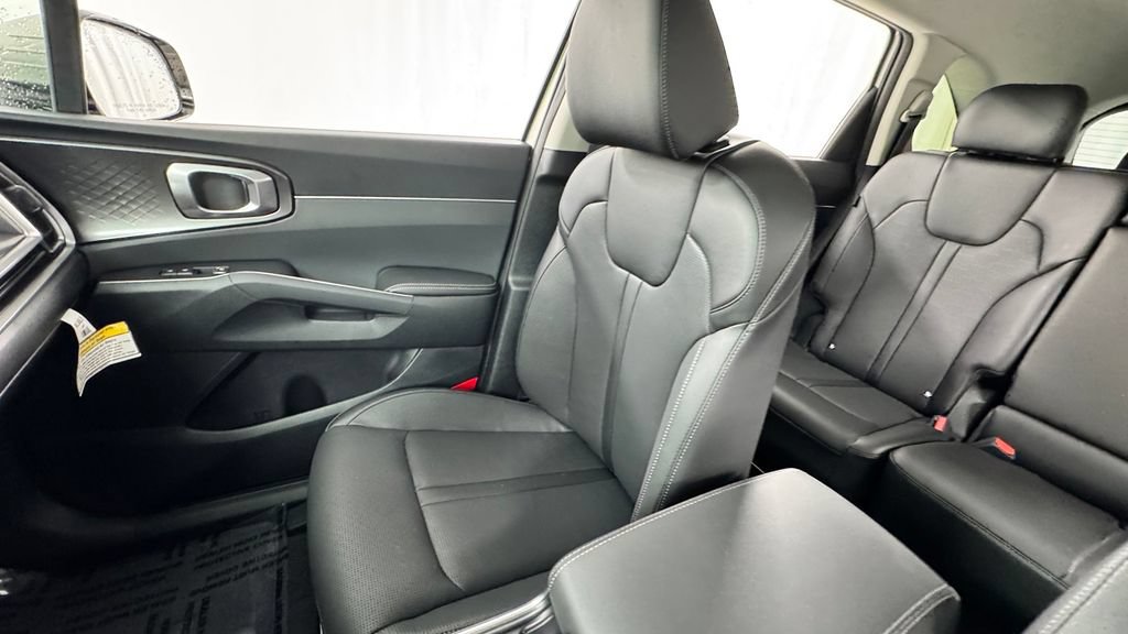 New 2026 Kia Sorento S AWD/4WD image 13