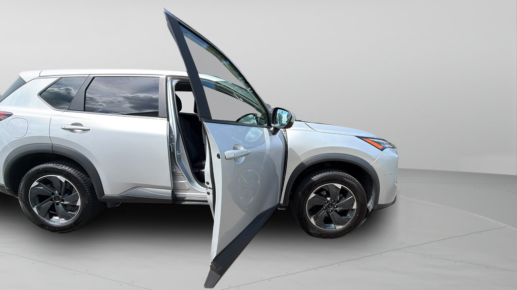 Used 2024 Nissan Rogue SV AWD/4WD image 14