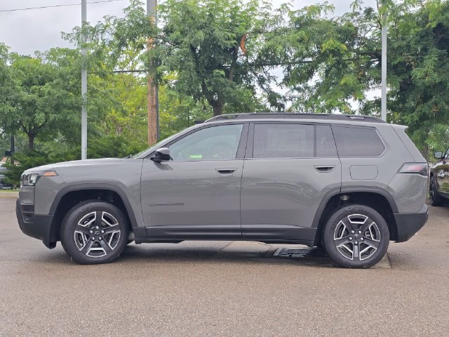 New 2026 Jeep Cherokee Laredo AWD/4WD image 23