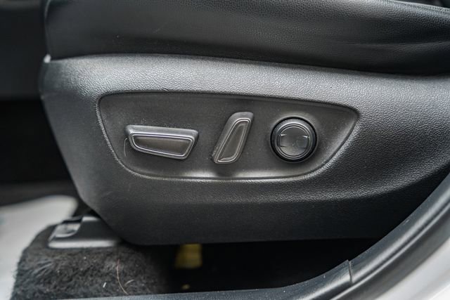 Used 2022 Toyota Highlander XLE image 41