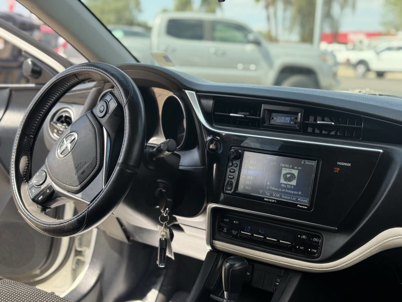 Used 2016 Scion iM image 5