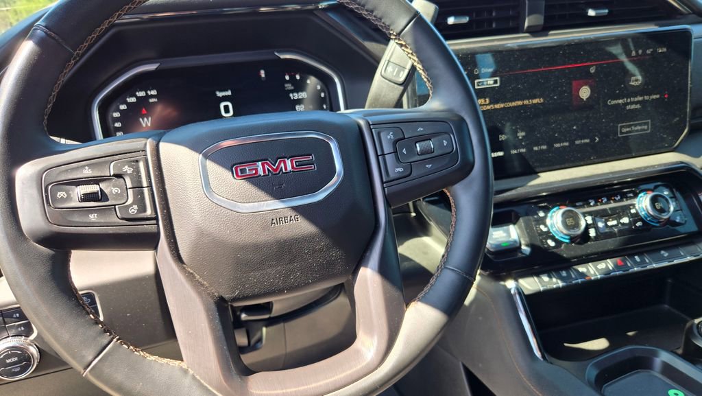 Used 2024 GMC Sierra 3500 AT4 w/ AT4 Preferred Package AWD/4WD image 16