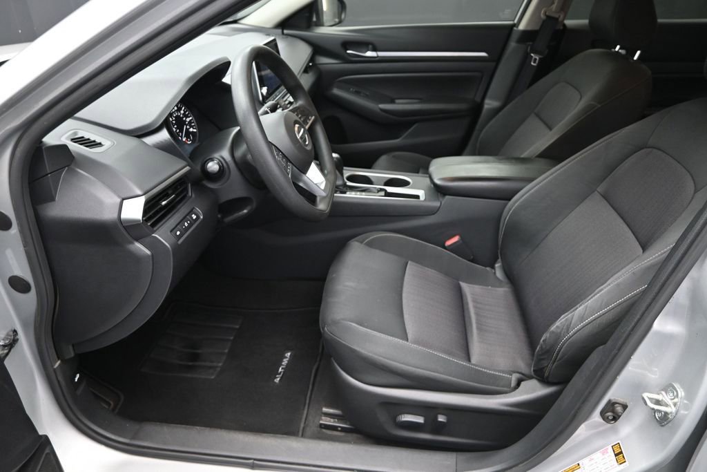 Used 2022 Nissan Altima 2.5 SV FWD image 13