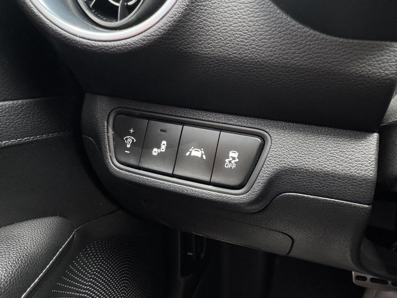 Used 2020 Kia Forte GT-Line FWD image 16