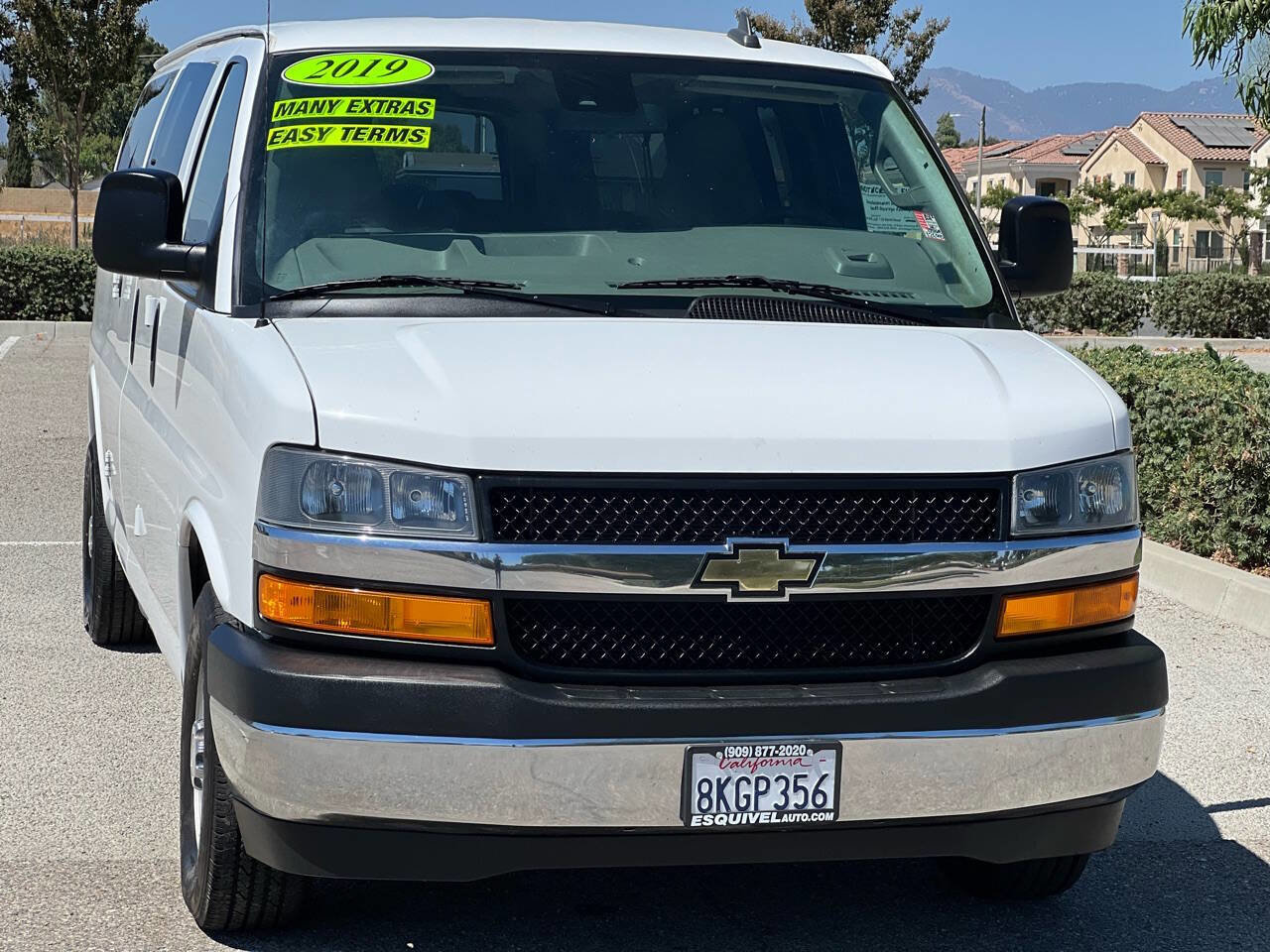 Used 2019 Chevrolet Express 3500 LT w/ LT Preferred Equipment Group image 2