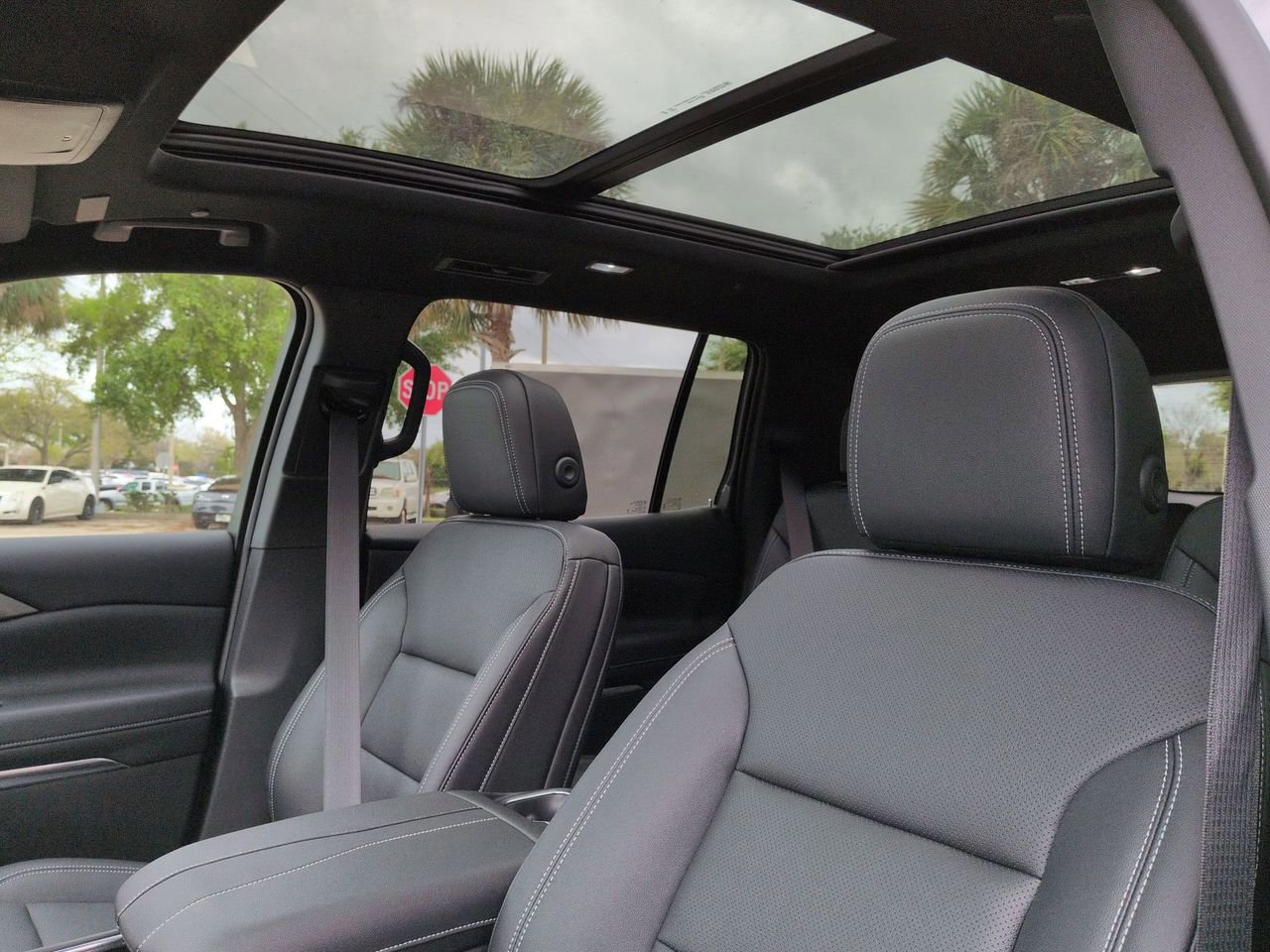 New 2026 Chevrolet Traverse LT w/ Sun and Wheel Package image 19