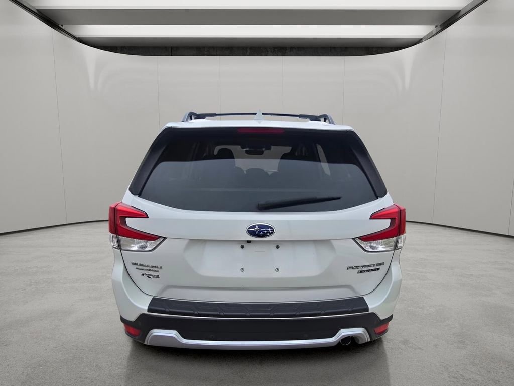 Used 2019 Subaru Forester Touring image 4