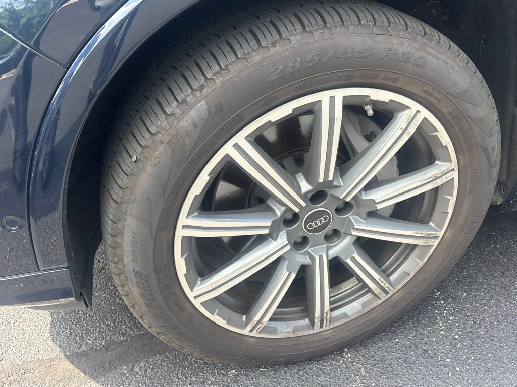 Certified 2023 Audi Q7 2.0T Premium Plus AWD/4WD image 5