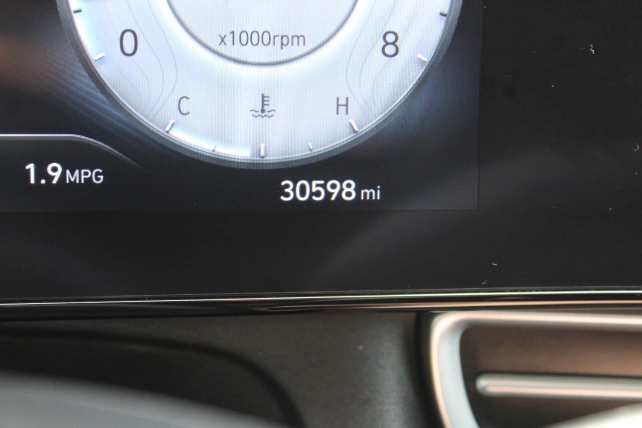 Used 2024 Hyundai Elantra SEL FWD image 42