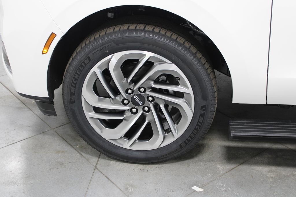 New 2026 Lincoln Navigator L Reserve image 23