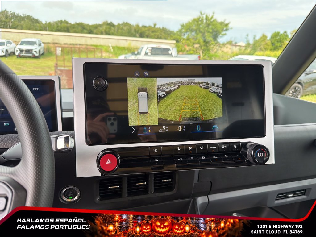 Used 2024 Chevrolet Brightdrop 400 w/ Commercial Equipment Package AWD/4WD image 20