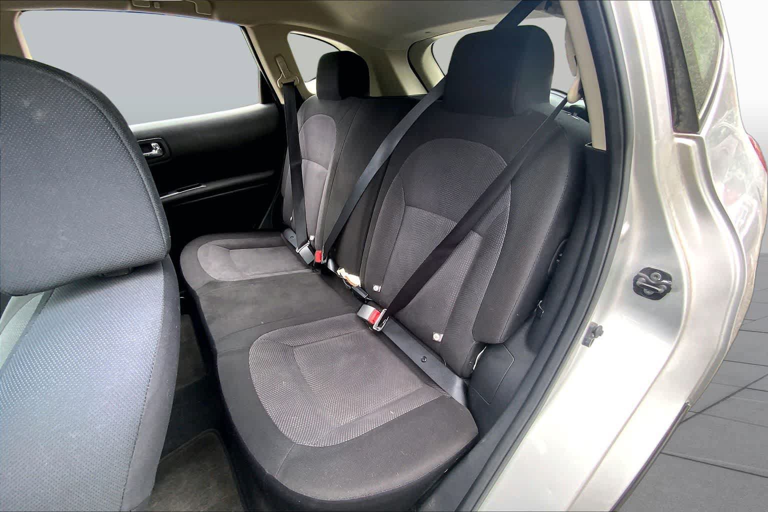 Used 2013 Nissan Rogue S FWD image 20