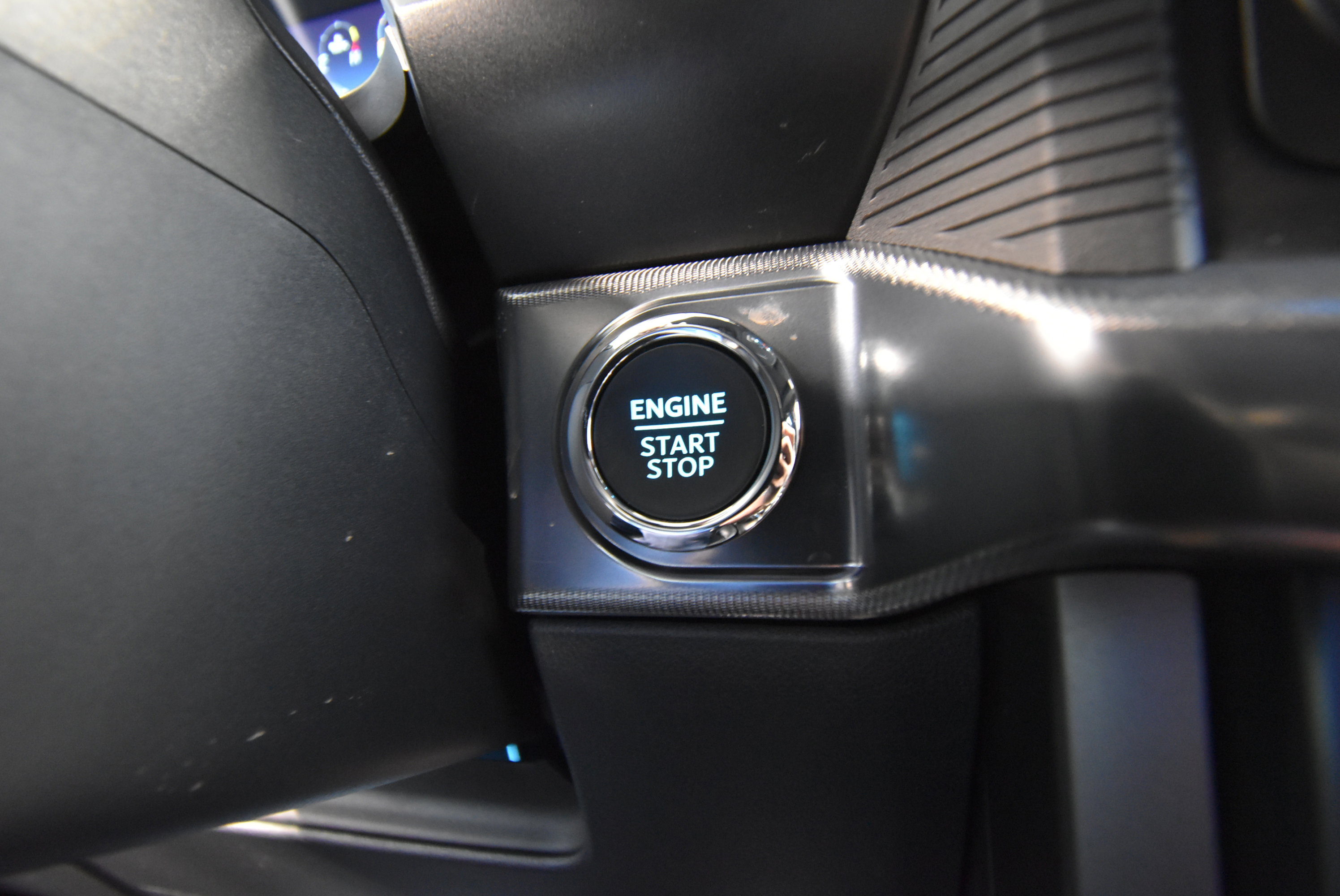 New 2025 Ford F150 Lariat w/ Equipment Group 502A High image 10