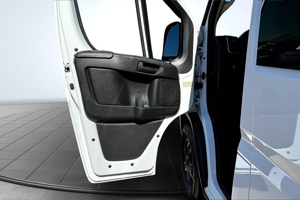 Used 2024 RAM ProMaster 2500 w/ Swivel Seat Group image 23