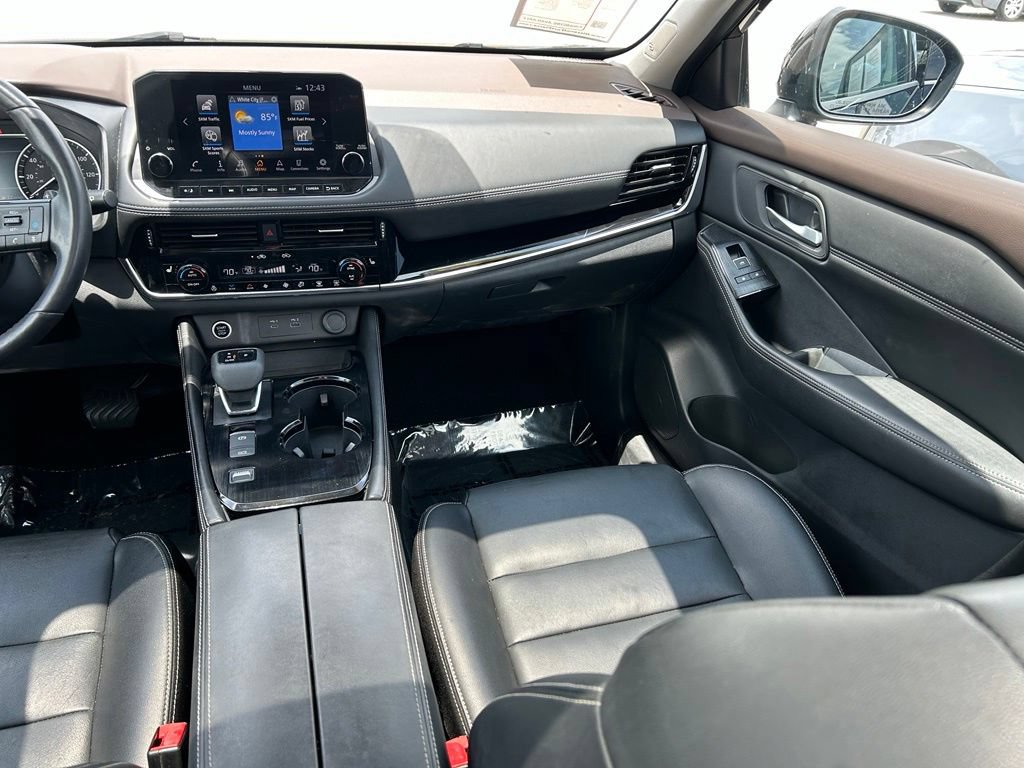 Used 2023 Nissan Rogue SL w/ SL Premium Package FWD image 12