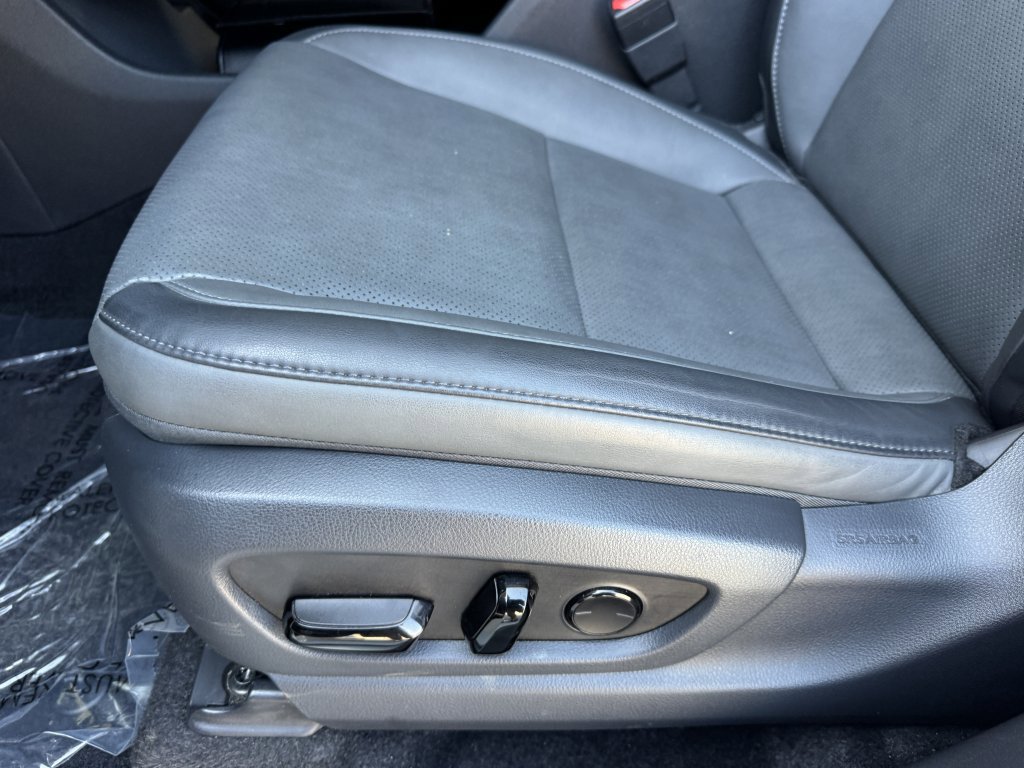 Used 2023 Lexus RZ 450e Premium image 30