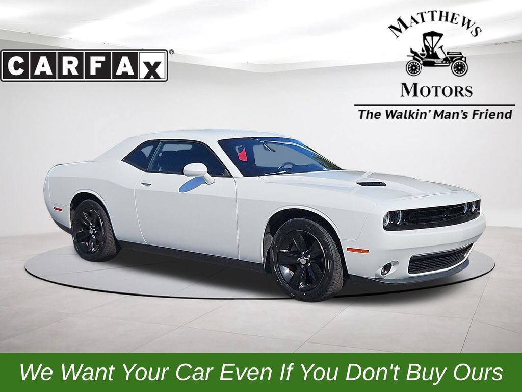 Used 2023 Dodge Challenger SXT w/ Blacktop Package RWD 360° Tour