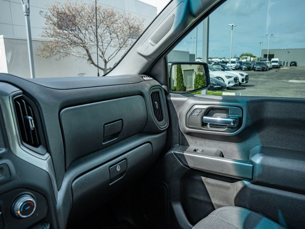 Used 2022 Chevrolet Silverado 1500 Custom RWD image 27