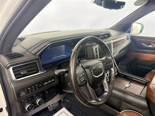 Used 2024 GMC Yukon Denali Ultimate image 9