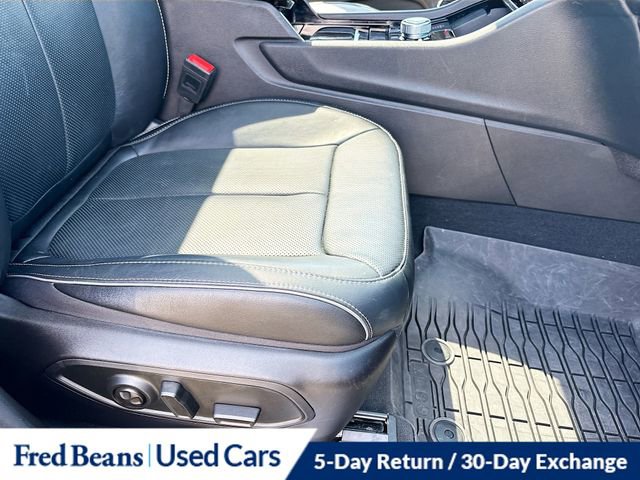 Used 2024 Jeep Grand Cherokee Overland image 36
