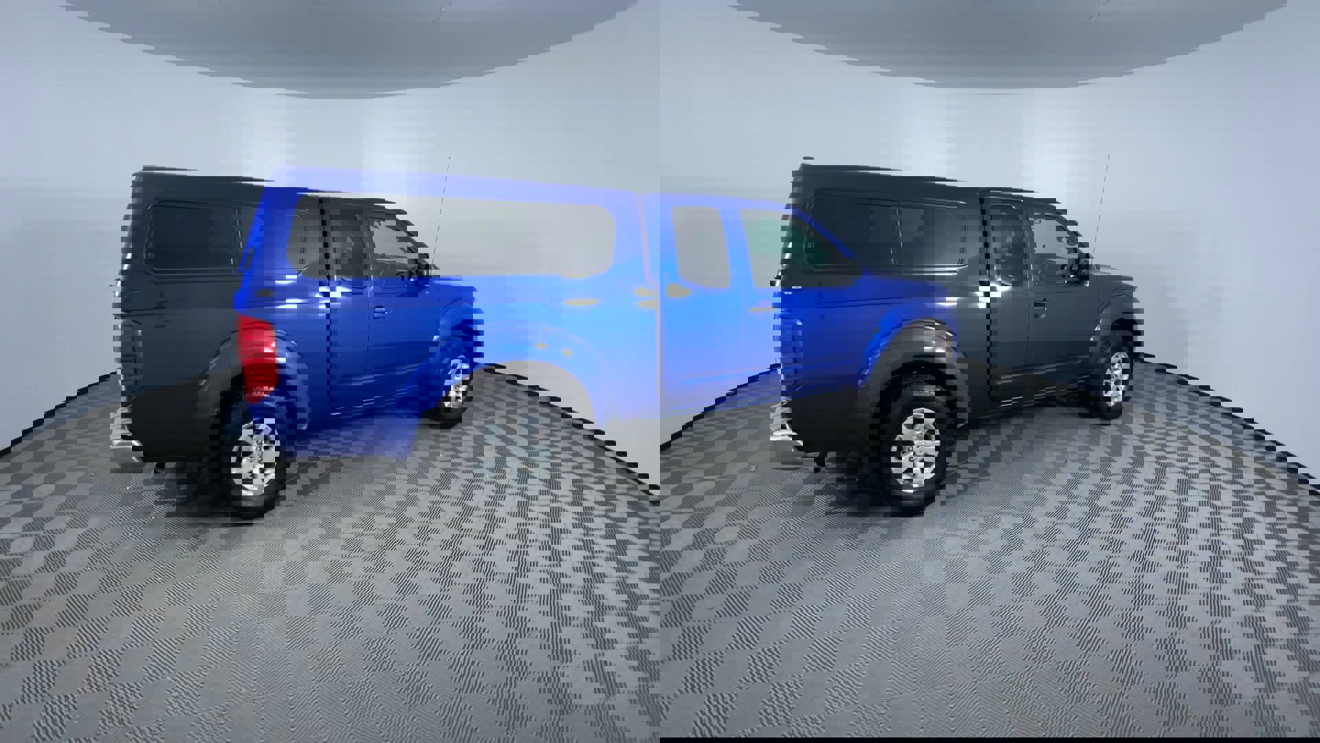 Used 2013 Nissan Frontier SV image 9