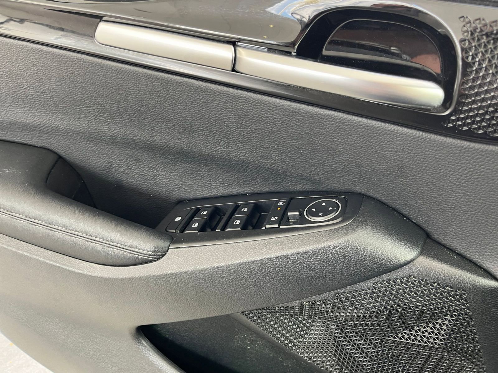 Used 2025 Kia Seltos S image 18