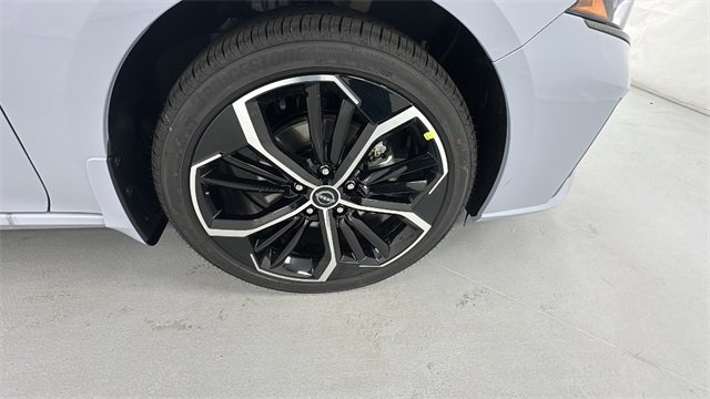 New 2025 Nissan Altima 2.5 SR w/ SR Premium Package image 9