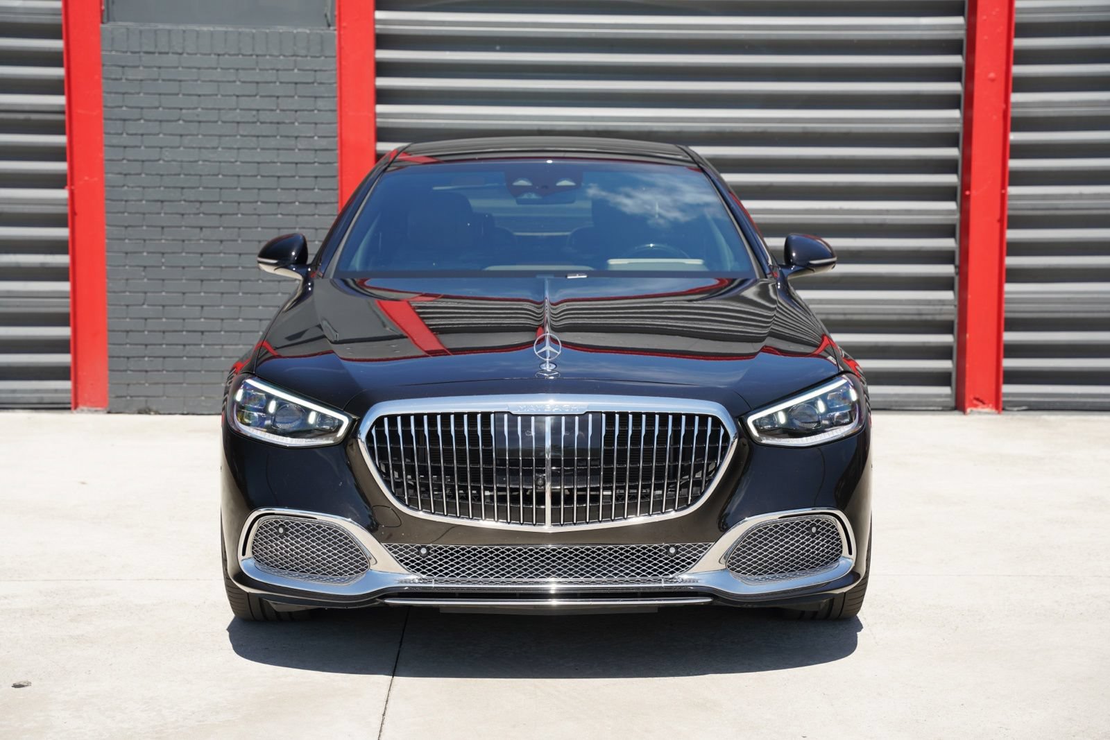 Used 2024 Mercedes-Benz Maybach S 680 4MATIC video 2