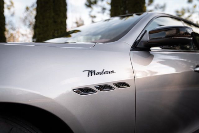 Used 2022 Maserati Ghibli Modena image 19