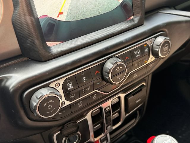Used 2022 Jeep Gladiator Rubicon w/ Cold Weather Group AWD/4WD image 27