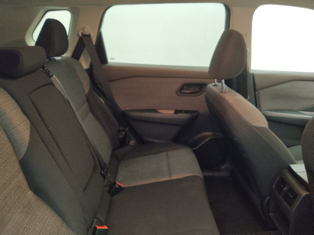 Used 2022 Nissan Rogue S AWD/4WD image 19