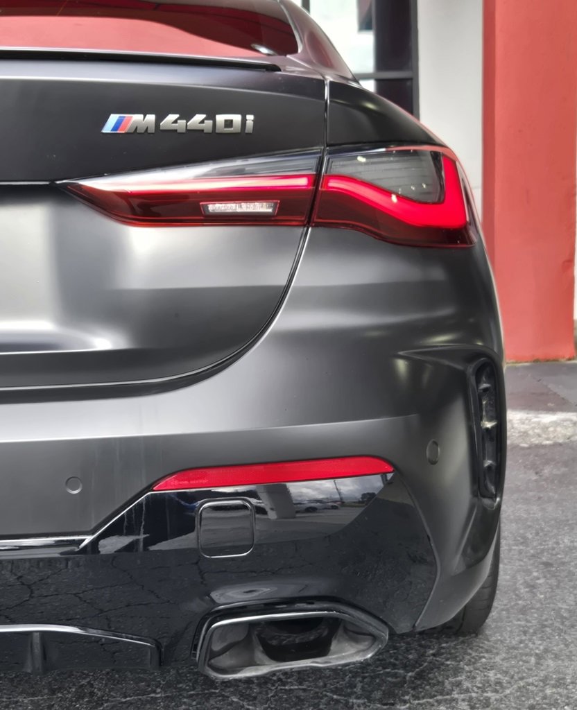 Used 2022 BMW M440i Coupe w/ Premium Package image 9