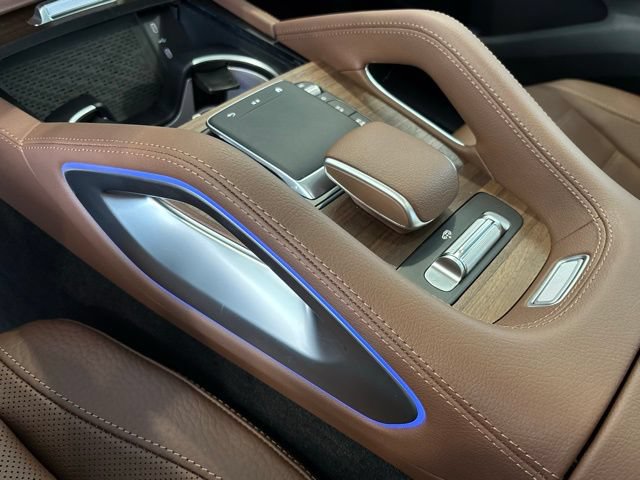 New 2025 Mercedes-Benz GLS 580 4MATIC image 17