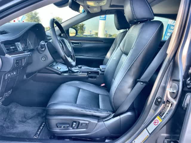 Used 2017 Lexus ES 350 w/ Premium Package FWD image 11