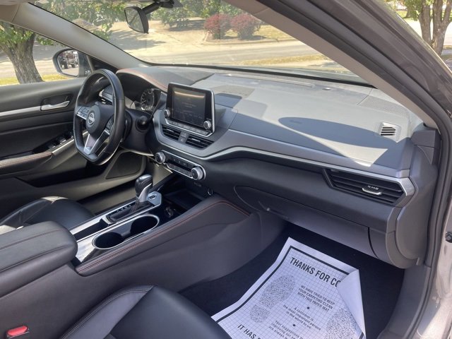 Used 2024 Nissan Altima 2.5 SR image 27