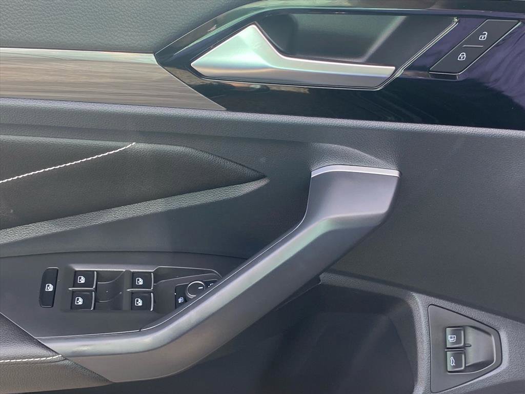 Certified 2023 Volkswagen Jetta SEL image 19