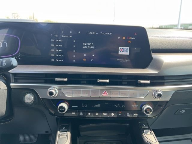 Used 2025 Kia Telluride S image 16