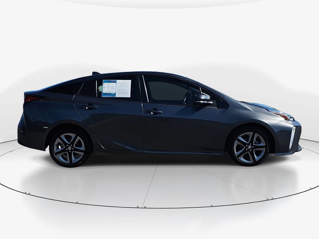 Used 2022 Toyota Prius Limited FWD video 3