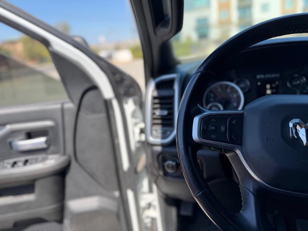 Used 2024 RAM 3500 Big Horn AWD/4WD image 7