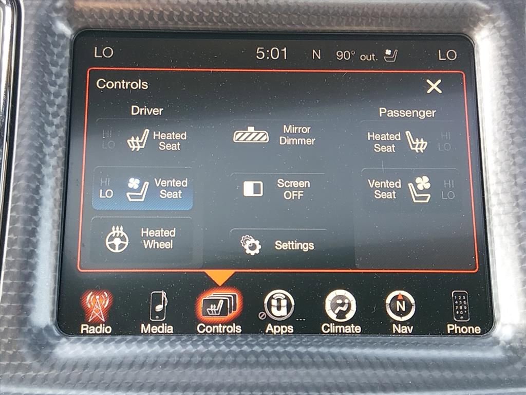 Used 2016 Dodge Challenger SRT Hellcat image 22